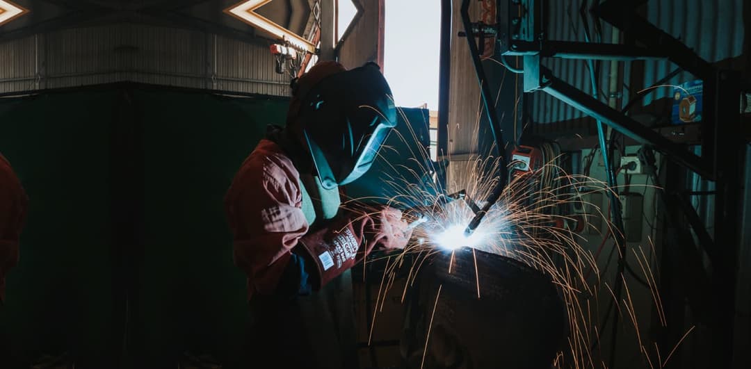 UNIVERSAL WEAR SOLUTIONS Fortus